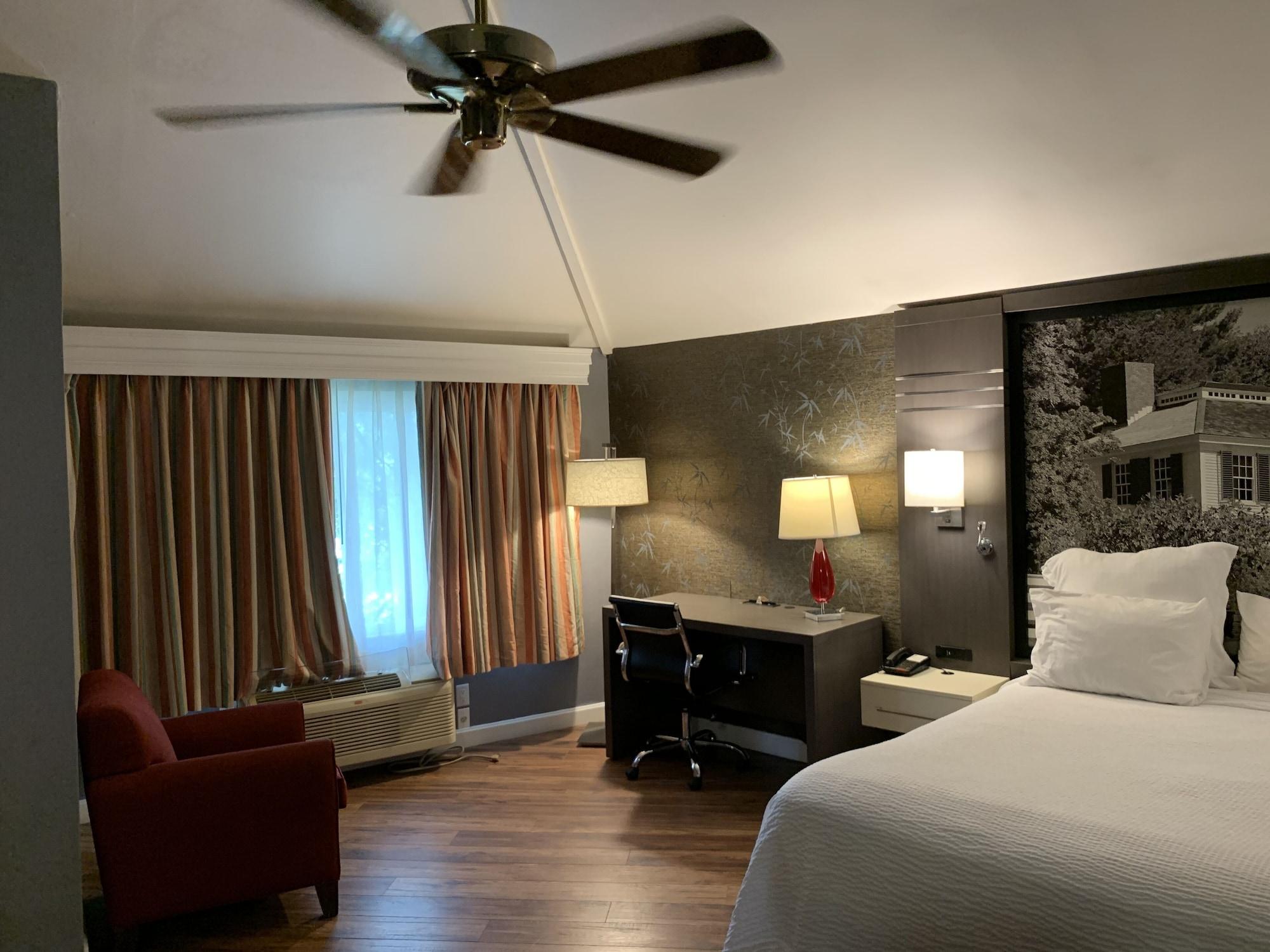 ซูเปอร์ 8 บาย วินด์แฮม สเตอร์บริดจ์ Hotel ภายนอก รูปภาพ