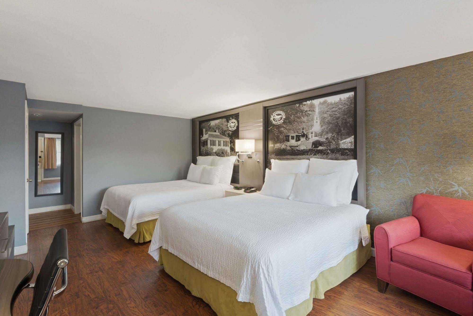 ซูเปอร์ 8 บาย วินด์แฮม สเตอร์บริดจ์ Hotel ภายนอก รูปภาพ